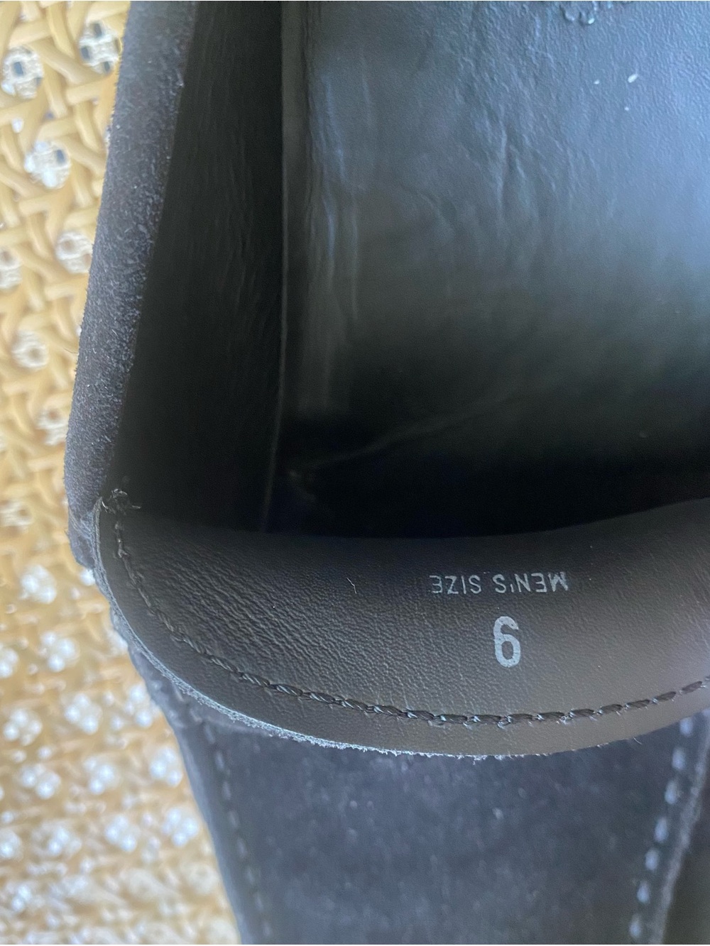 Tods black Gommino driving shoes in suede. - Picture 9 of 9